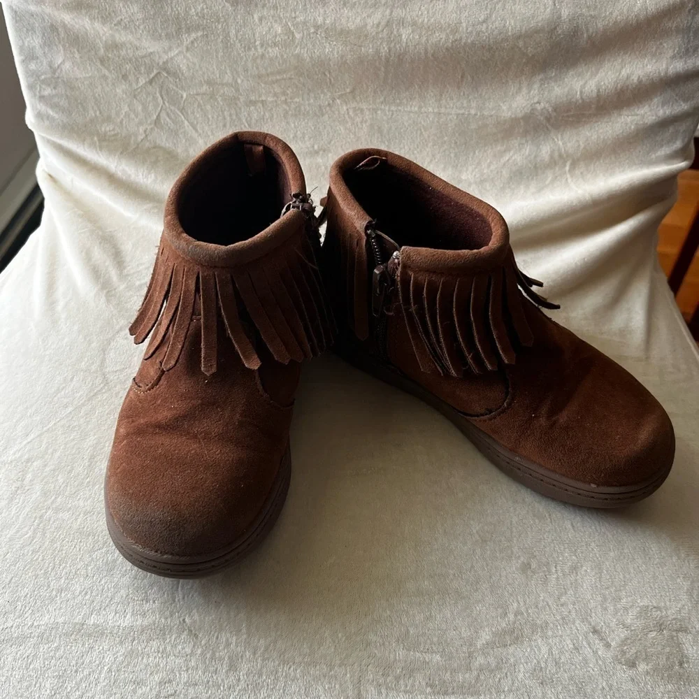 Carter's Brown Suede Fringe Boots